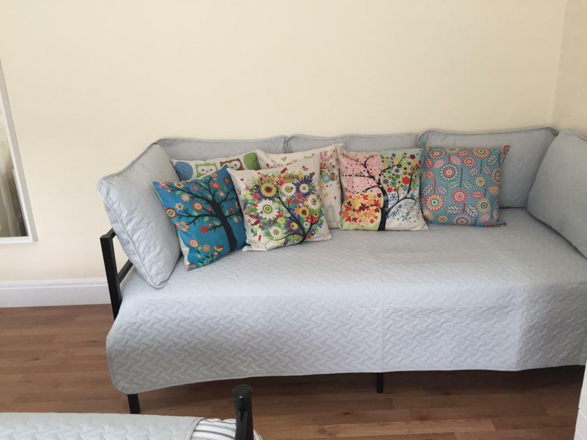 Streatham Common Bed & Breakfast Londen Buitenkant foto