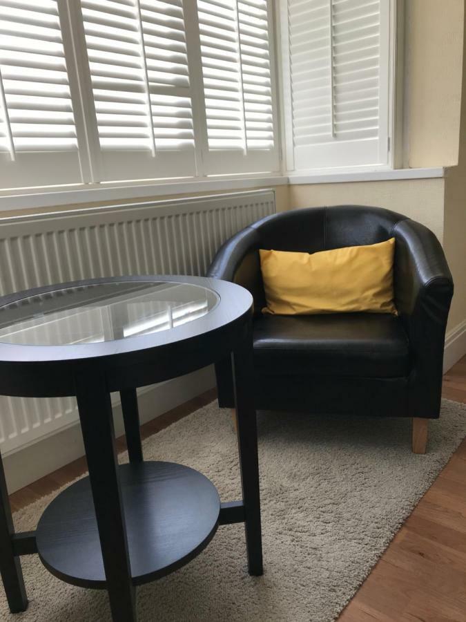 Streatham Common Bed & Breakfast Londen Buitenkant foto